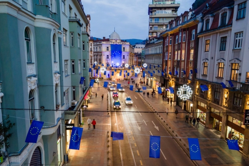 Dayton je zaustavio rat, ali je BiH ostavio u 'hladnom miru'